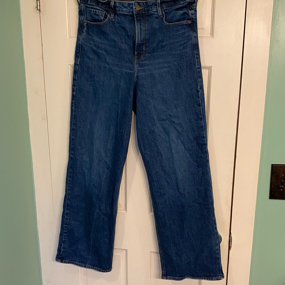 Old navy extra high rise wide leg jeans. Size 14 T